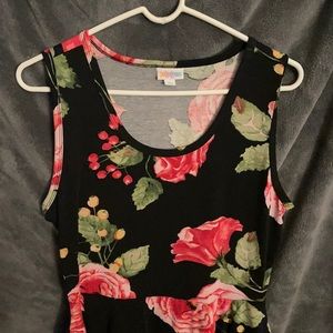 LuLaRoe Nikki with pockets